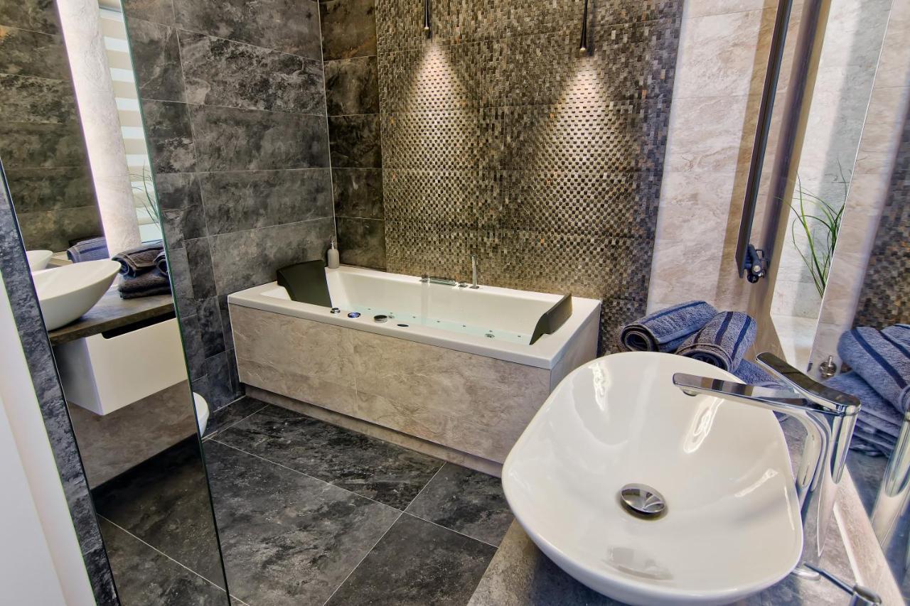 Apartament Bialy Z Jacuzzi Красков Екстериор снимка
