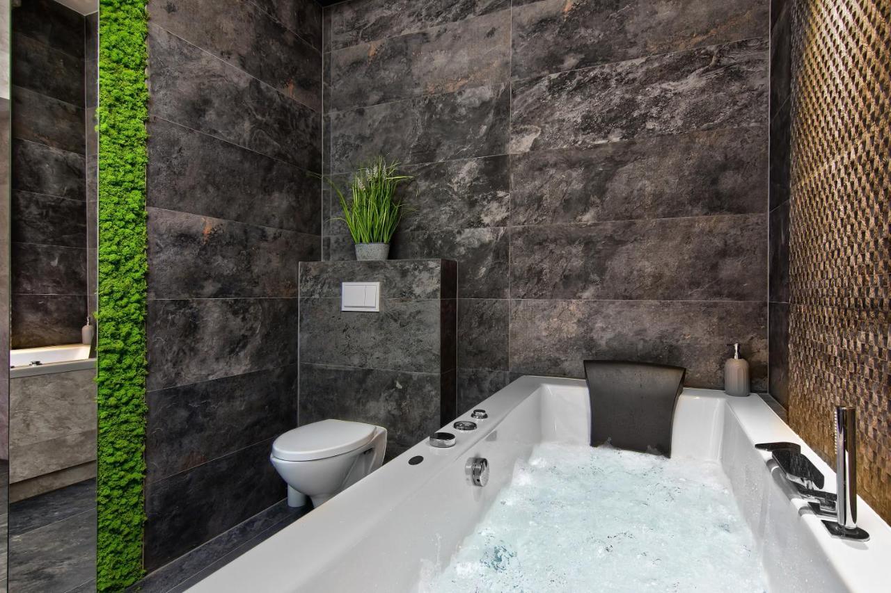 Apartament Bialy Z Jacuzzi Красков Екстериор снимка